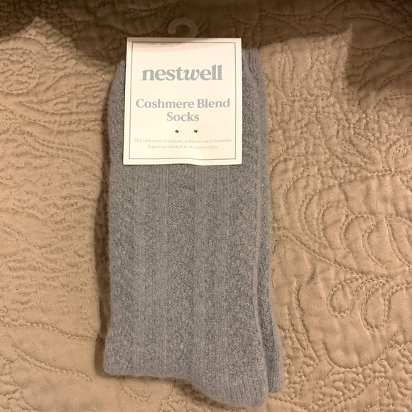 Nestwell Accessories - NWT Soft cashmere socks. Grey. Warm and toasty.